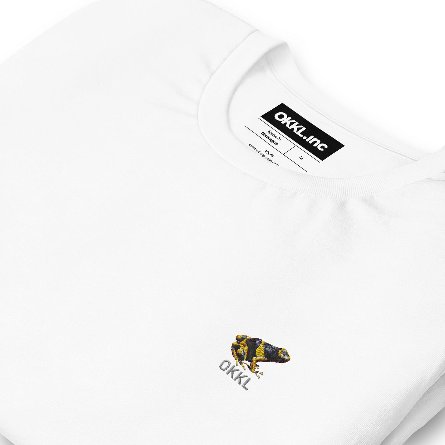 Bumblebee Poison Dart Frog: Unisex T-shirt